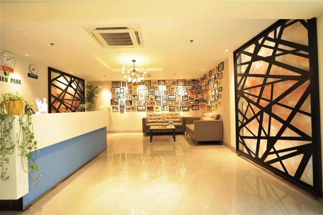 Crystal Urban Park Hotel Bhubaneswar Bagian luar foto